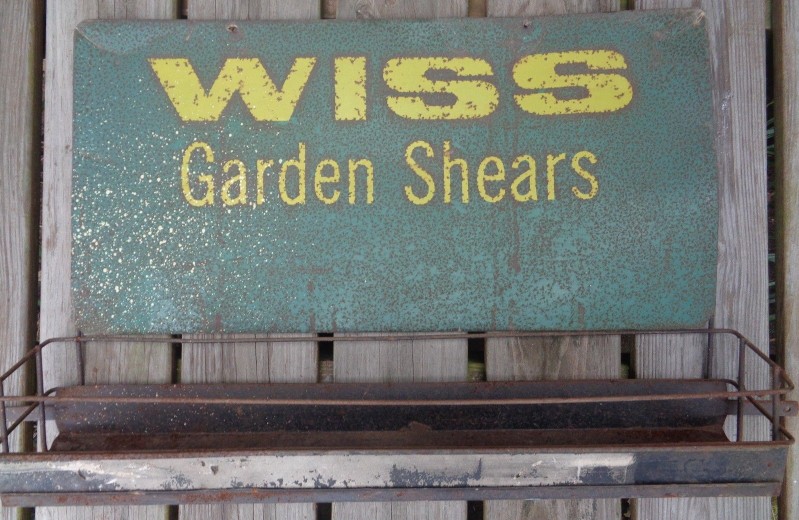 Garden-Shears-sign+tray-1