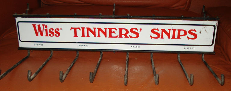 tinners-snips-sign-1