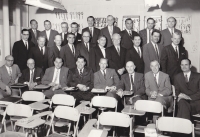 employee-group-1964