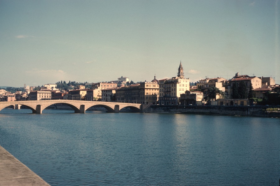 98 Ponte alla Carraia Florence