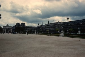 202 Louvre Paris