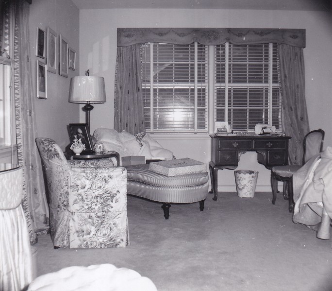 38Ken-12-Mildred-Bedroom